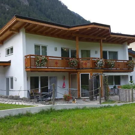 Sabine Schranz Apartment Serfaus